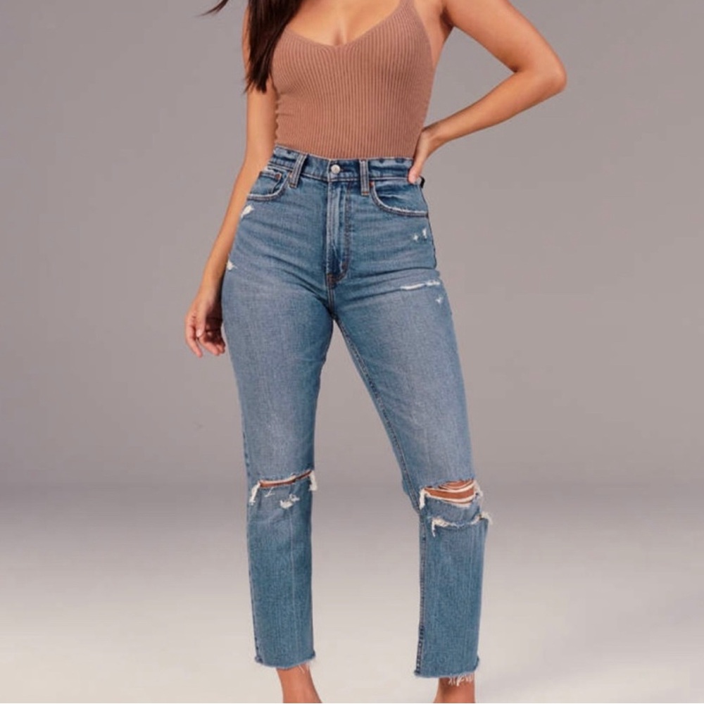 Abercrombie Curve Love Ankle Straight Jeans